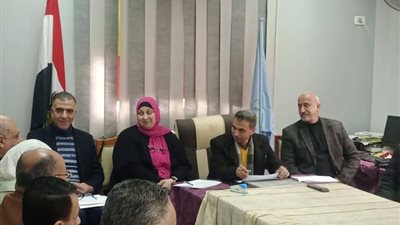 وكيل تعليم كفر الشيخ يختبر المتقدمين لتسيير الأعمال
