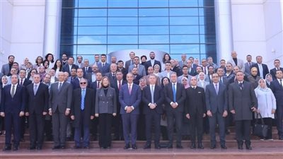 وزير الاتصالات: نستهدف وضع خطط للاستفادة من تقنيات الذكاء الاصطناعي