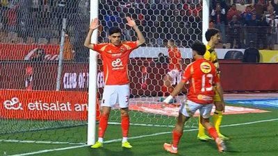 الأهلي يخطف الفوز بهدف بن شرقي أمام الحرس ويلاحق بيراميدز على الصدارة 