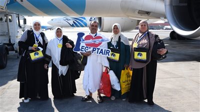مصر للطيران تشارك المسافرين الاحتفال بشهر رمضان المعظم 