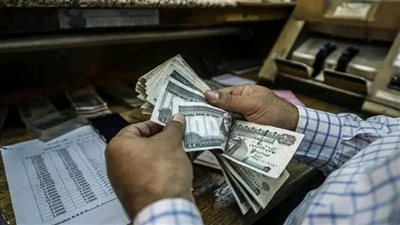 زيادة مرتبات الموظفين ودعم مستفيدي 