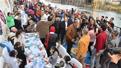 أسيوط تنظم أكبر مائدة إفطار جماعي بحضور أكثر من 3 آلاف مواطن
