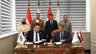 وزير الشباب يشهد توقيع بروتوكول تعاون مع مؤسسة شباب المتوسط للتنمية