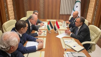 وزير الخارجية يلتقي رئيس الوزراء الفلسطيني لبحث جهود إعادة إعمار غزة