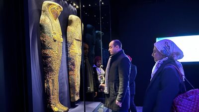 معرض رمسيس وذهب الفراعنة.. سفير مصري فوق العادة يجوب العالم
