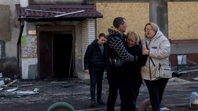 مقتل 21 شخصًا في غارات روسية على أوكرانيا وتصاعد التوتر الدولي