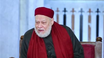 علي جمعة لايمانع من تدخين المرأة مستندًا على رأي الشيخ الباجوري