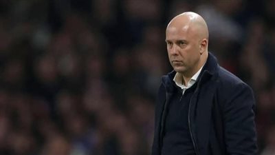سلوت يدعم صلاح قبل أمم أفريقيا: من حقه التركيز مع منتخب مصر