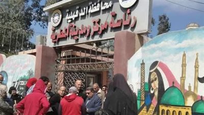 محافظ الدقهلية في جولة تفتيشية منفردا برئاسة مركز المطرية لمتابعة سير العمل والانضباط الإدارى