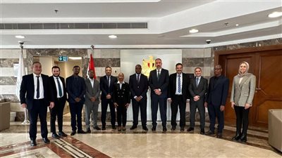 وفد تنزاني يزور البنك المركزي للاطلاع على تجربته الرائدة في الأمن السيبراني