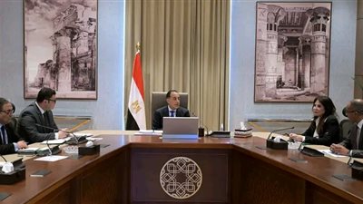 مدبولي: ملتزمون بتسريع مشروعات تحلية المياه وتوطين صناعتها