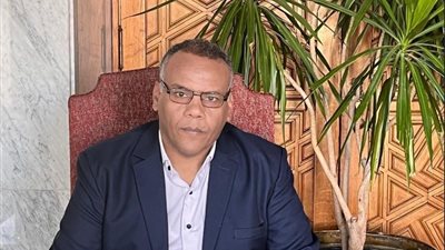 اقتصادي: توجيهات السيسي حول الحماية المجتمعية تؤكد انحيازه لمحدودي الدخل