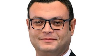 وزير الإسكان يجري تغييرات في قيادات المجتمعات العمرانية والتعاونيات