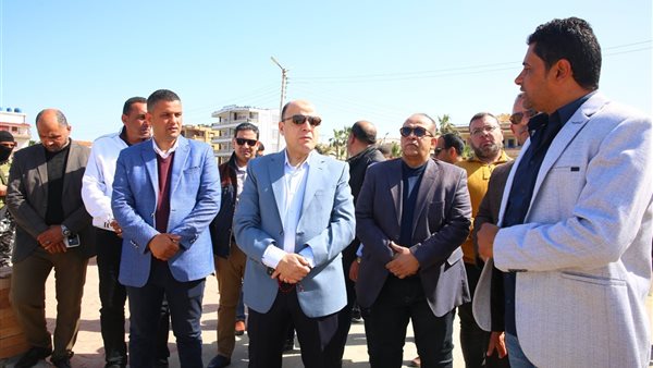 خلف الحدث