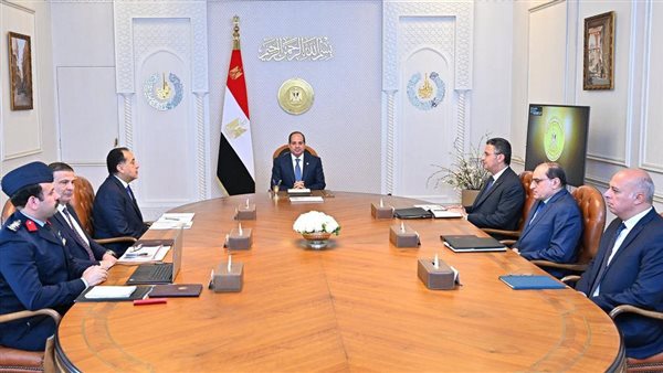 خلف الحدث