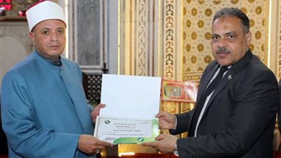 محافظ الشرقية يشهد احتفالية مديرية الأوقاف بليلة القدر بمسجد الفتح بالزقازيق