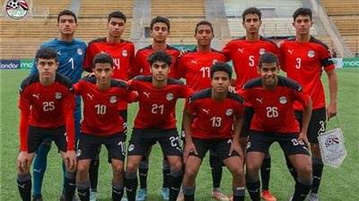 عزام ونبيل والحضري يجتمعون بلاعبي المنتخب الوطني تحت 17 عاما