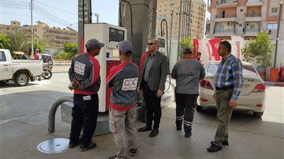  حملات تموينية مكثفة على الأسواق والمنشآت التجارية بكفرالشيخ 