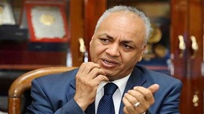 هل الطماطم بـ 50 جنيه؟.. مصطفى بكري يطالب بمحاكمة التجار المتلاعبين أمام المحاكم العسكرية