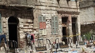 النيابة: انهيار عقار حارة النخلة بالجمرك بالإسكندرية يسفر عن 4 وفيات وإصابة
