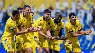 التعاون يلتقي الخلود في مباراة حاسمة بدوري روشن السعودي اليوم
