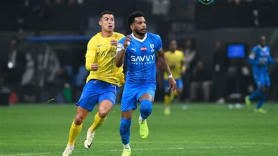 رونالدو يتألق ويقود النصر لإسقاط الهلال بثلاثية مثيرة في قمة الدوري السعودي