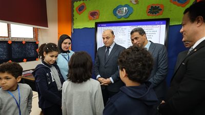 محافظ كفرالشيخ يتفقد المدرسة الرسمية الدولية لمتابعة سير العملية التعليمية