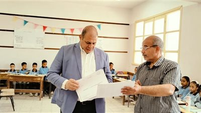 لمتابعة انتظام الدراسة.. « الصابر » يتفقد حاجر قنا للتعليم الأساسي