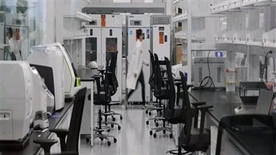 استطلاع: 75% من العلماء الأمريكيين يعتزمون مغادرة البلاد بسبب سياسات ترامب