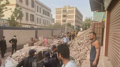 ارتفاع عدد ضحايا منزل أسيوط المنهار إلى 6 بينهم 3 أشقاء