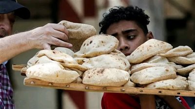 وزير التموين: سعر رغيف الخبز البلدي المدعم ثابت رغم زيادة أسعار السولار