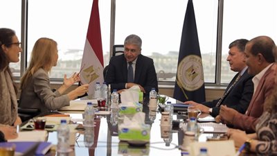 فتحي يبحث مدير مكتب اليونسكو الإقليمي بالقاهرة  تعزيز التعاون في مجال حماية وصون التراث الثقافي
