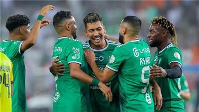 يايسله يختبر مرونة التشكيل.. أهلي جدة يواجه الأخدود بتعديلات إجبارية في دوري روشن السعودي