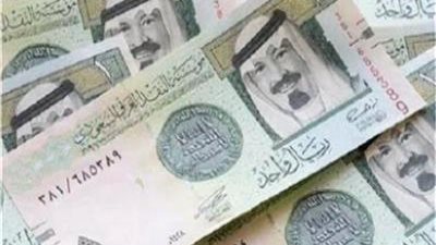 الريال السعودي يواصل الصعود أمام الجنيه ويكسر حاجز 13.70 في البنوك المصرية