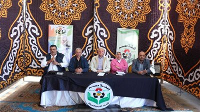 لتحويلهم إلي طاقة إيجابية.. دمج النباشين بمنظومة النظافة بالإسكندرية
