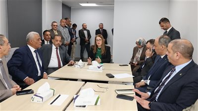بالصور.. رئيس البريد تتفقد مكاتب بريد 