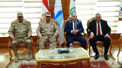 محافظ كفرالشيخ يشهد فعاليات الندوة التثقيفية المجمعة الثالثة بالجامعة