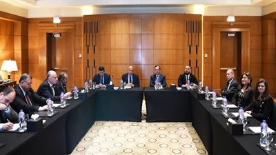 وزير البترول يجتمع مع شركات البترول الأجنبيةلتعزيز التعاون وزيادة الإنتاج