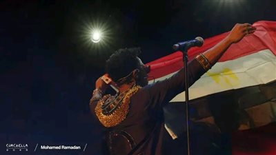 محمد رمضان يرفع علم مصر في مهرجان كوتشيلا 2025