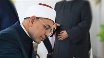 رئيس جامعة الأزهر ينعي والده: طبت حيا وميتا