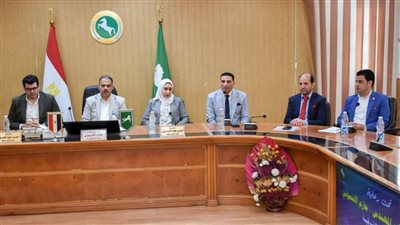 محافظ الشرقية يكرم لاعبي فريق السلة بنادي الشرقية الرياضي لصعودهم لدوري الدرجة الأولى 2025
