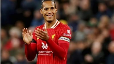 ترتيب فان دايك بين اللاعبين الأعلى أجرا في ليفربول بعد تجديد عقده