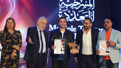 بالصور | «الجريمة والعقاب.. ويوميات ممثل مهزوم» يحصدان جوائز الدورة الأولى من مهرجان الفضاءات المسرحية