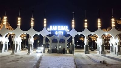 رأس البر تتأهب لاستقبال أعياد الربيع بحملة نظافة مكثفة وتطوير شامل