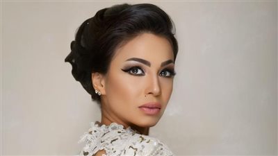 دوللي شاهين تبهر جمهورها بترتيلة جديدة لعيد القيامة وشم النسيم