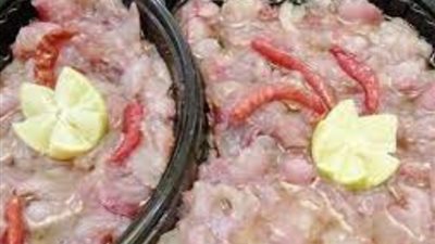 ماذا يحدث عند نقع الفسيخ شم النسيم في الخل والليمون؟