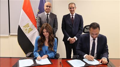 تعاون بين الاتصالات ومايكروسوفت لتدريب 100 ألف شاب على تقنيات الذكاء الاصطناعي