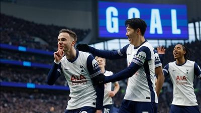 تيل يقود تشكيل توتنهام أمام نوتينجهام فورست في الجولة 33 من الدوري الإنجليزي