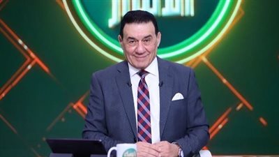 مدحت شلبي يطمئن جمهوره ويكشف حقيقة حالته الصحية