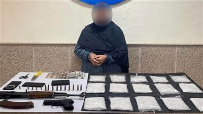 مصرع تاجر مخدرات خطير هارب من مؤبدين وضبط والدته بقنا